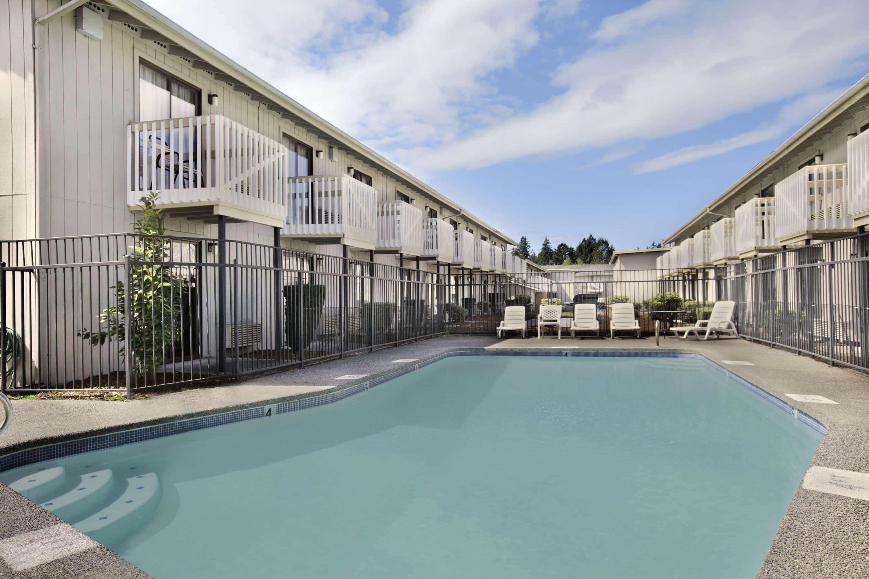 South Tacoma Suites Dış mekan fotoğraf