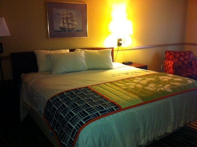 South Tacoma Suites Oda fotoğraf